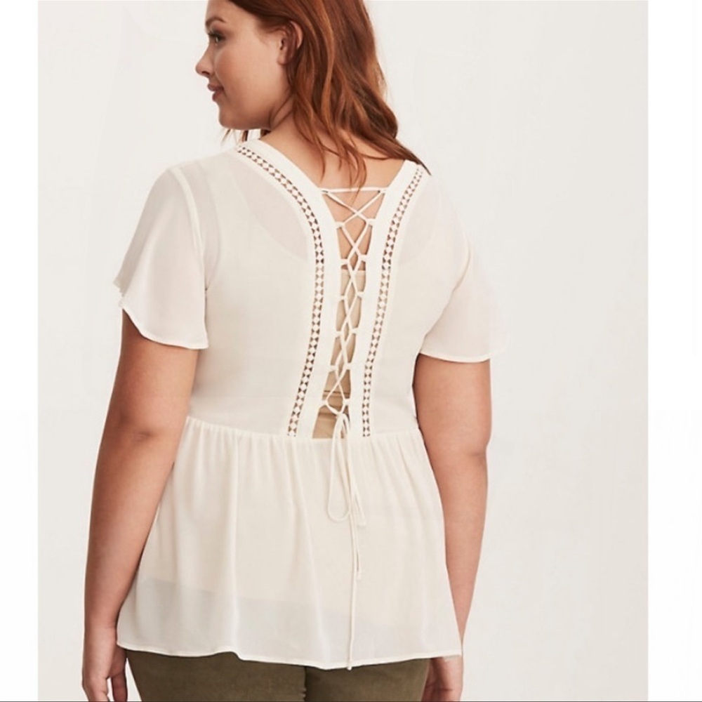 Torrid Ivory Chiffon Lace Up Blouse Size 5x - Picture 2 of 5